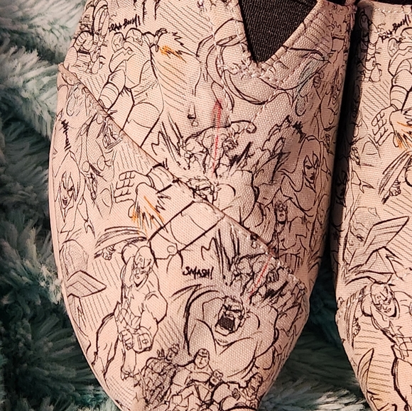 Toms X Marvel Concept Art Printed Classics 7 Wm Sz 9.5 - Picture 9 of 14